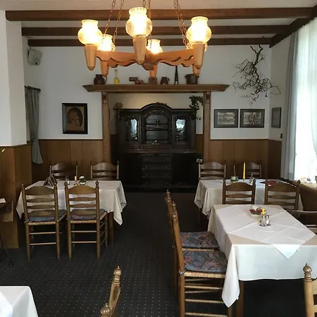 Neuenburger Hof * Neuenburg (Friesland)