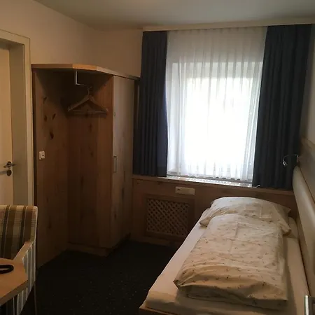 Neuenburger Hof