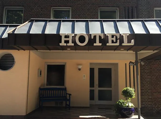 Hotel Neuenburger Hof