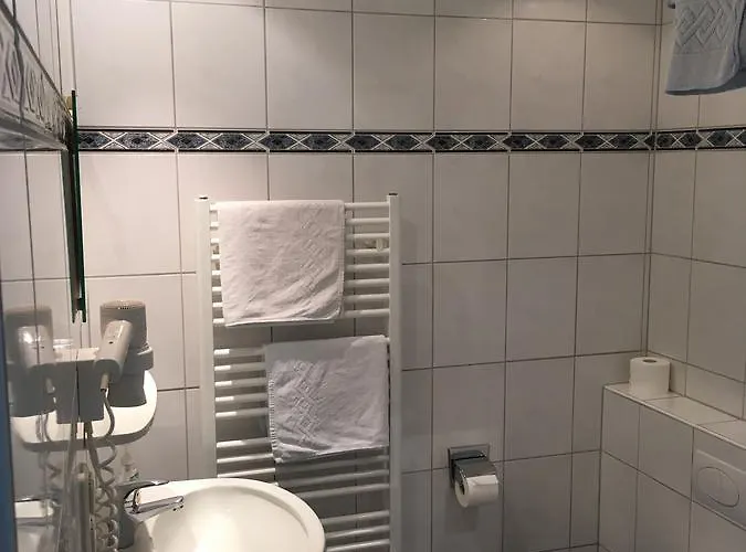 Neuenburger Hof * Neuenburg (Friesland)
